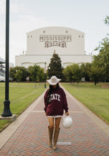 Load image into Gallery viewer, State of Mind Appliqué Mockneck- Maroon