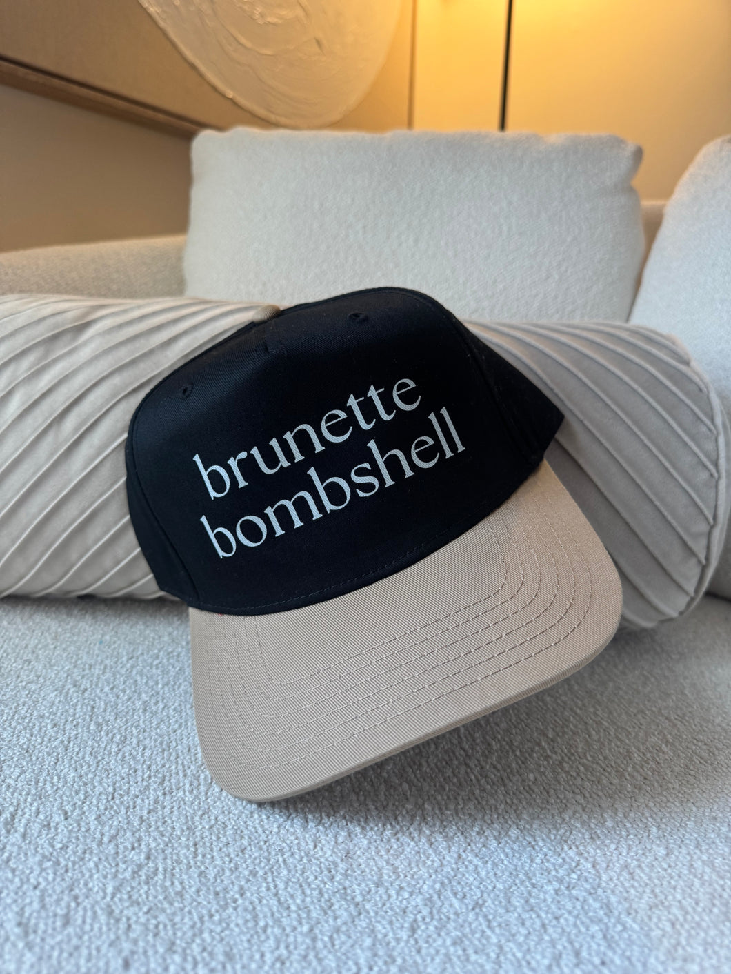 Brunette Bombshell Hat- Black