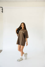 Load image into Gallery viewer, Chase Dreams Script Tee- Brown
