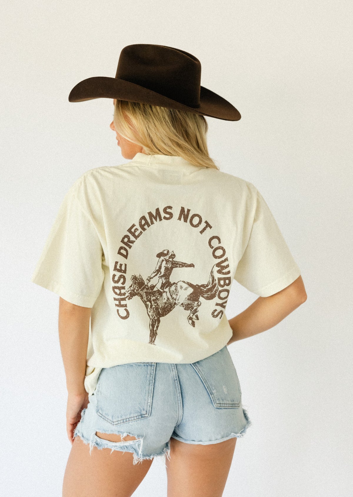 Chase Dreams Script Tee- Cream
