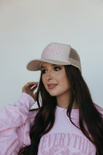 Load image into Gallery viewer, XOXO Trucker Hat- Tan
